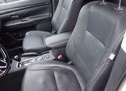 Mitsubishi Outlander 10