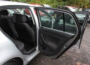 Volkswagen Golf 23