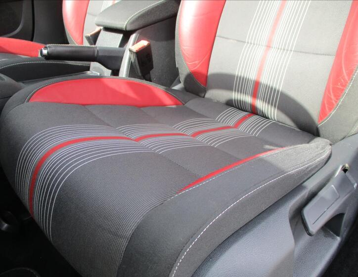 Volkswagen Golf 20
