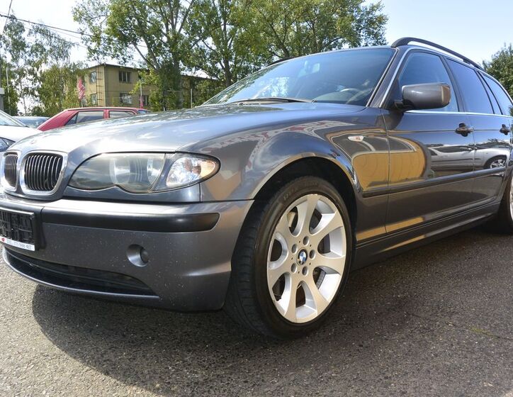 BMW Řada 3 32