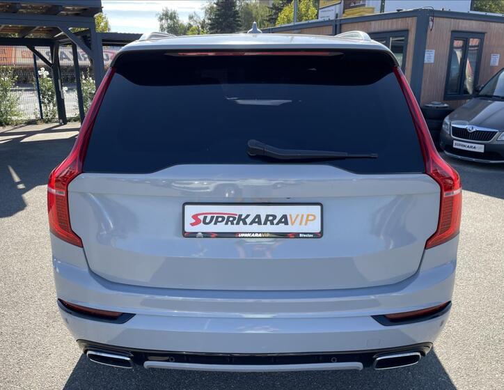 Volvo XC90 6