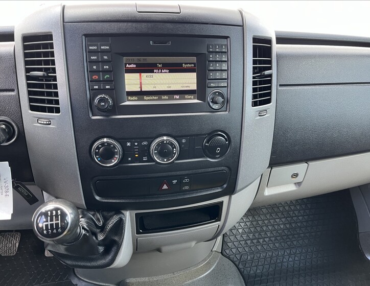 Volkswagen Crafter 26