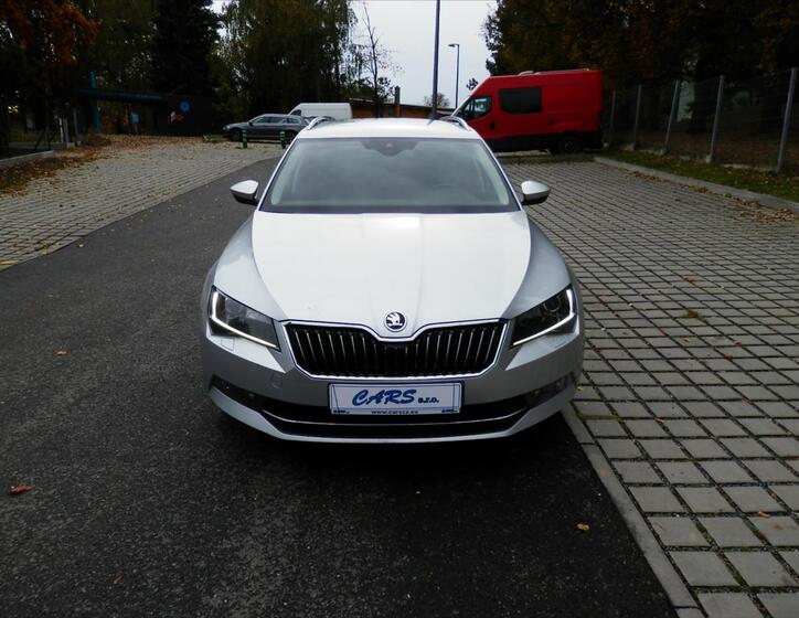 Škoda Superb 3