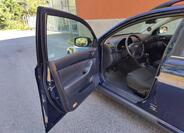 Toyota Avensis 8