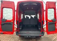 Ford Transit 9