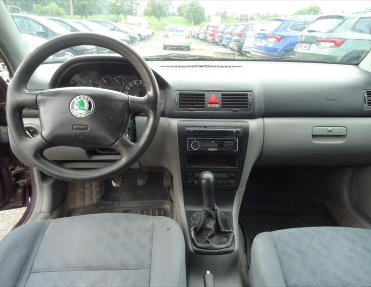 Škoda Octavia 11