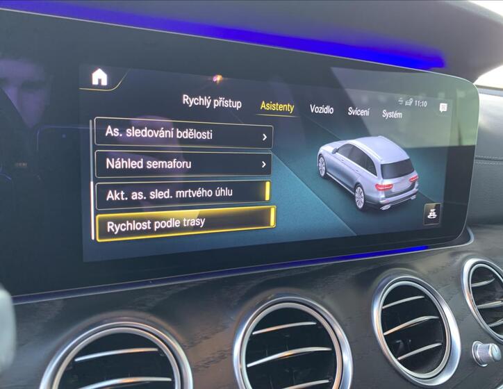 Mercedes-Benz Třídy E 21