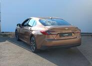 Toyota Camry 5