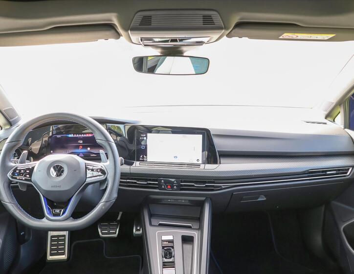 Volkswagen Golf 34