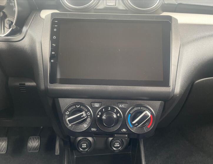 Suzuki Swift 17