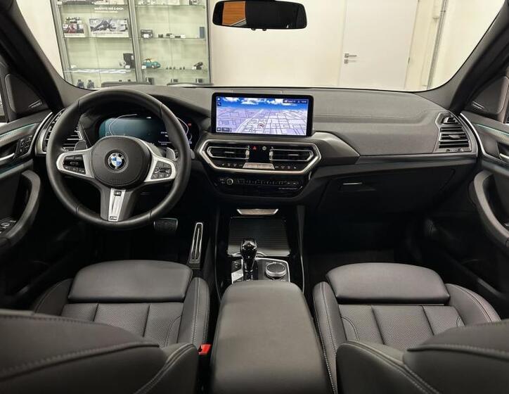 BMW X3 7