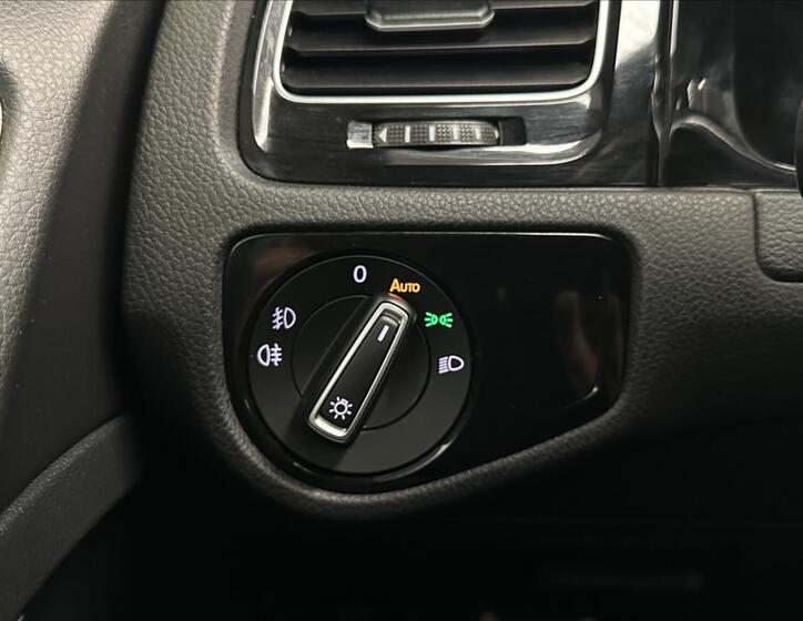 Volkswagen Golf 18