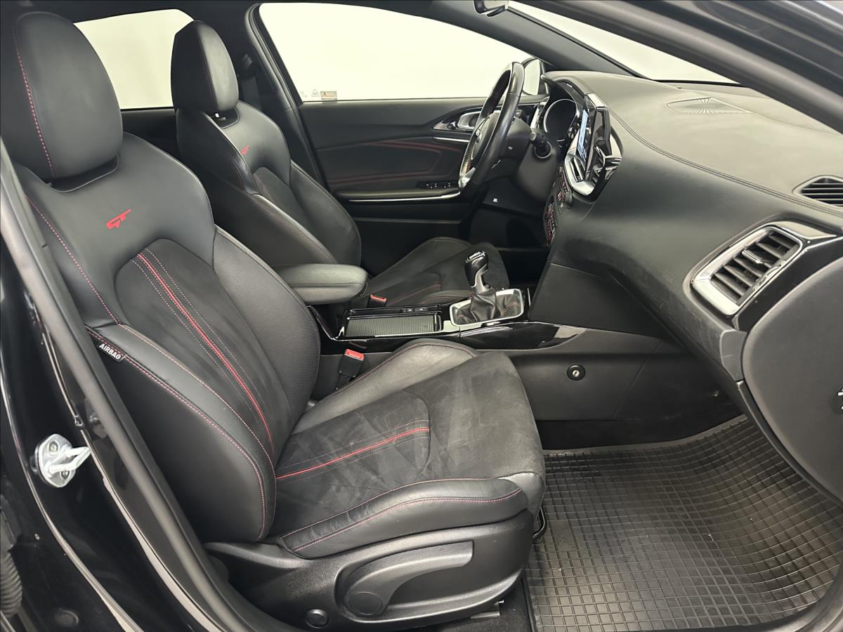 KIA ProCeed