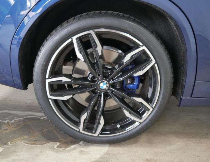 BMW X3 7