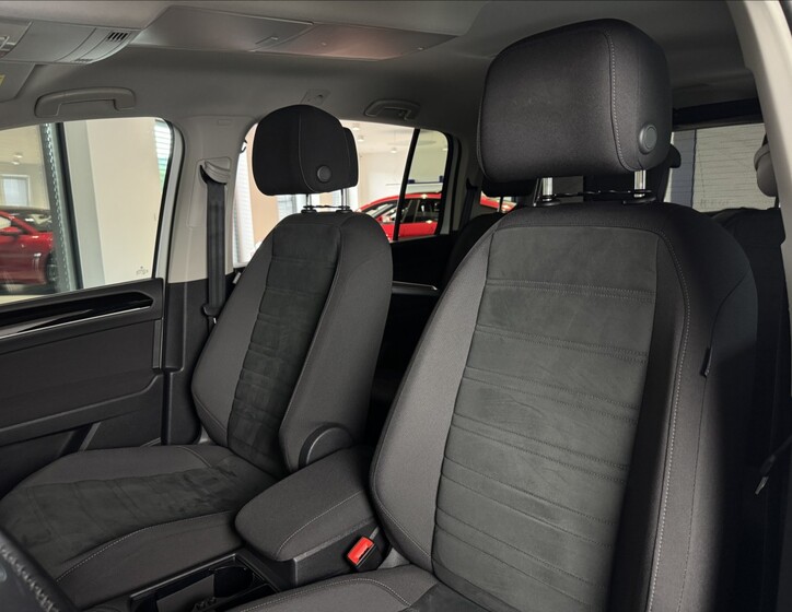 Volkswagen Touran 22