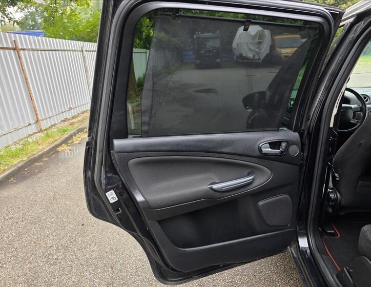Ford Galaxy 21