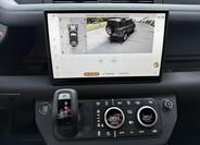 Land Rover Defender 18