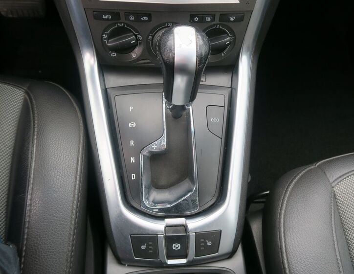 Opel Antara 22