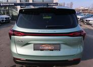 Dongfeng U-Tour 8