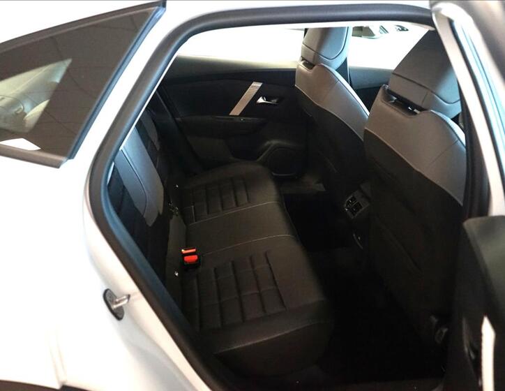 Citroën C4 X 9