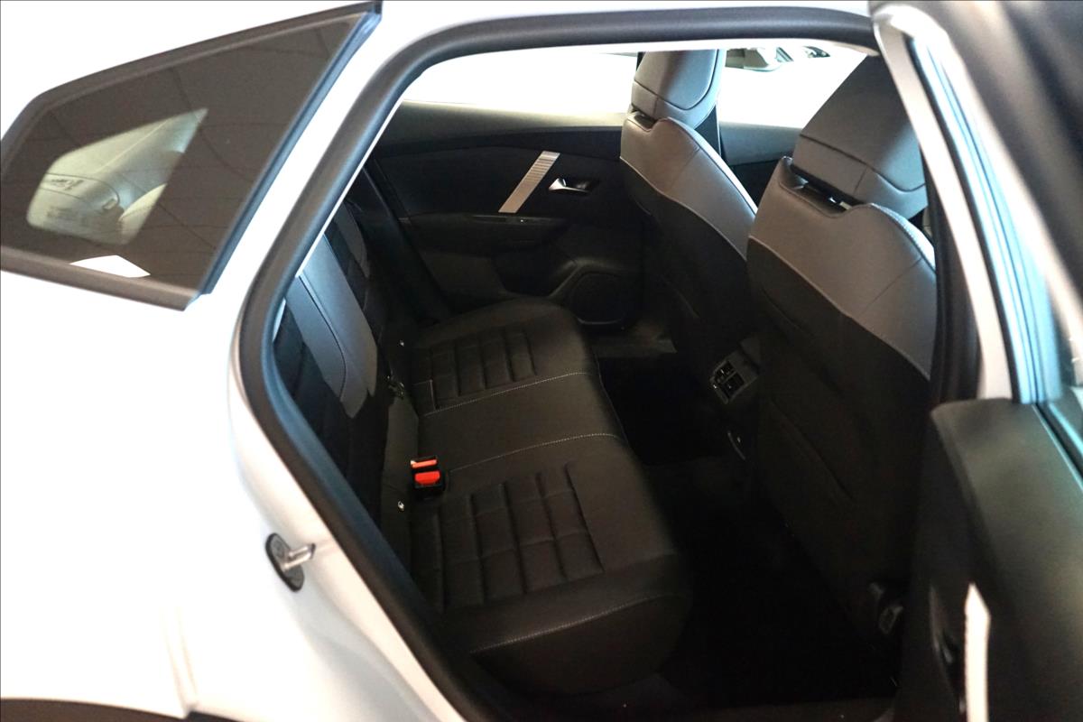 Citroën C4 X