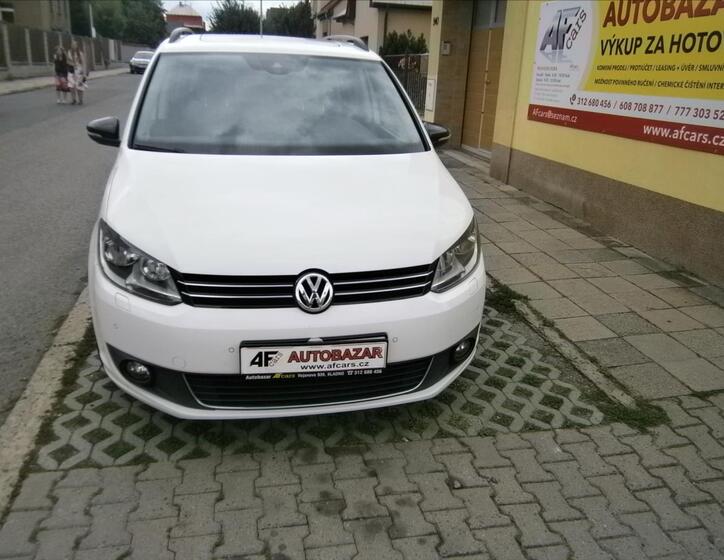 Volkswagen Touran 2
