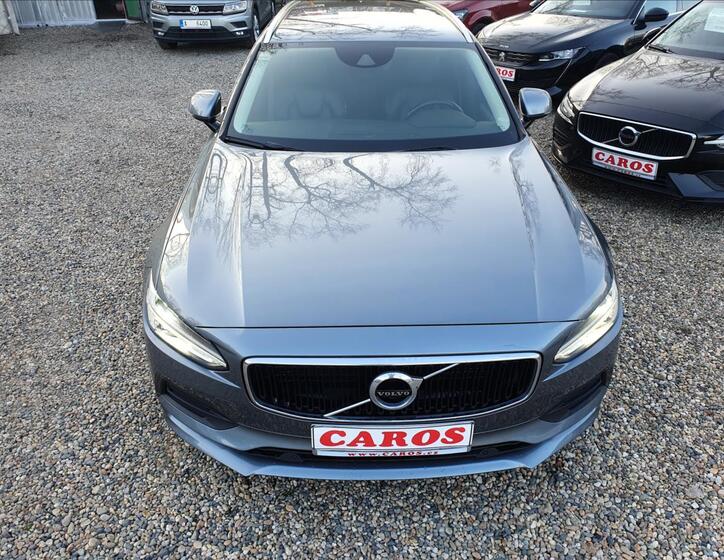 Volvo V90 44