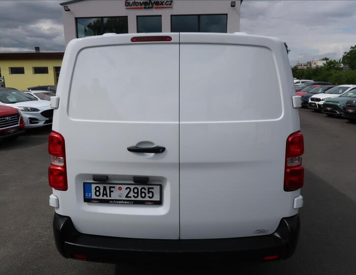 Peugeot Expert 8