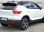 Volvo XC40 3