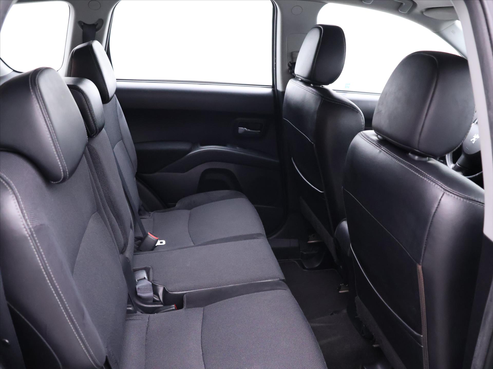 Peugeot 4007