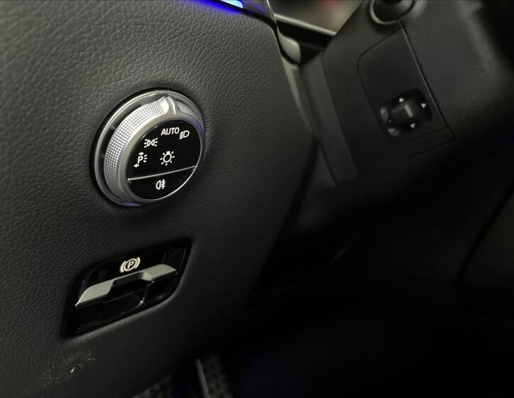 Mercedes-Benz GLC 11