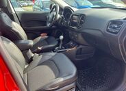 Jeep Compass 8