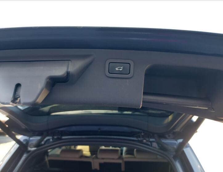 Land Rover Discovery Sport 15