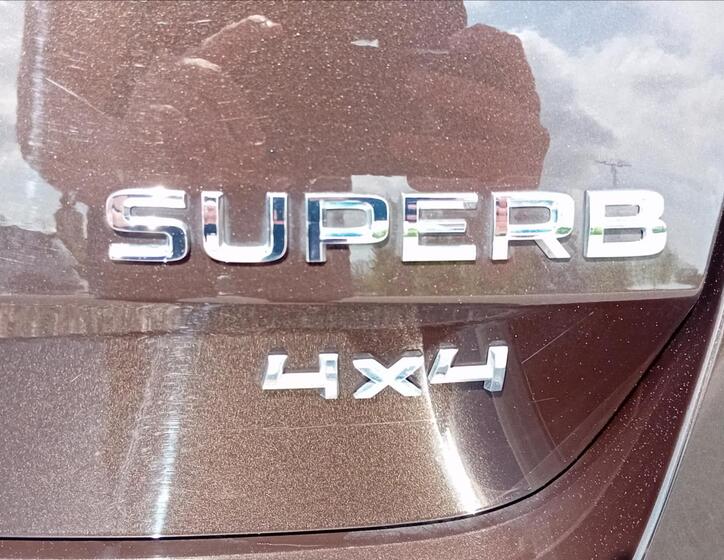 Škoda Superb 33