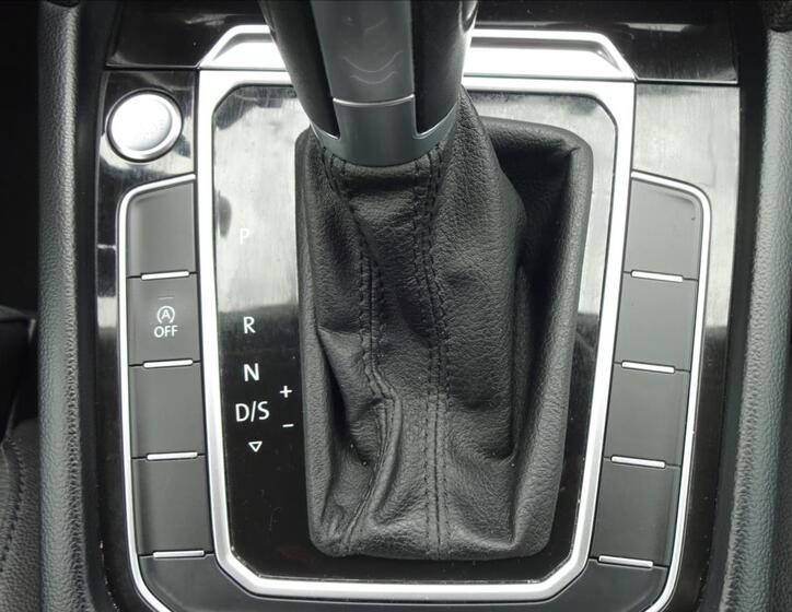 Volkswagen Passat 38
