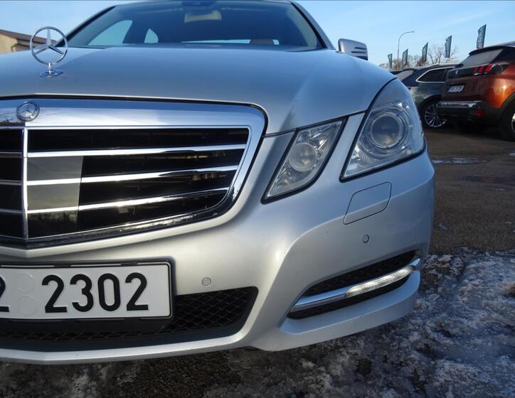 Mercedes-Benz Třídy E 4
