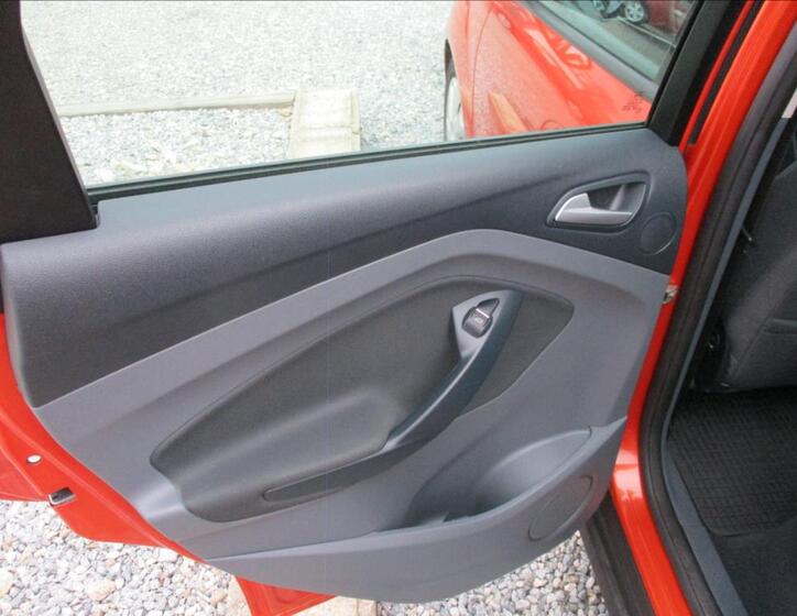 Ford C-MAX 10