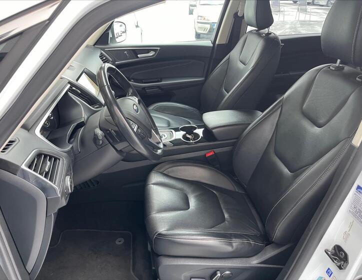Ford S-MAX 12