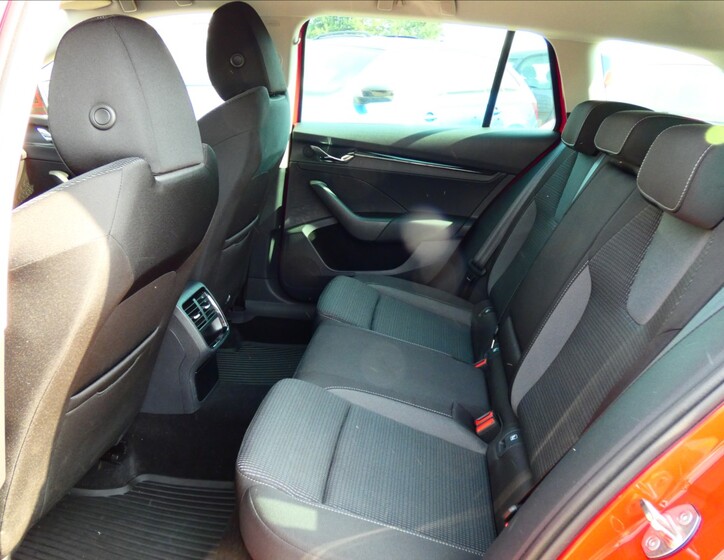 Škoda Octavia 13