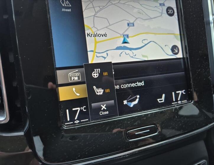 Volvo XC40 18