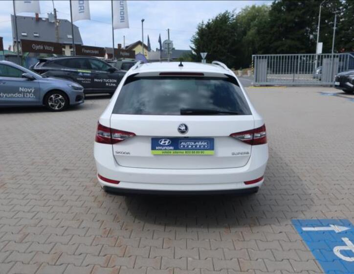 Škoda Superb 6
