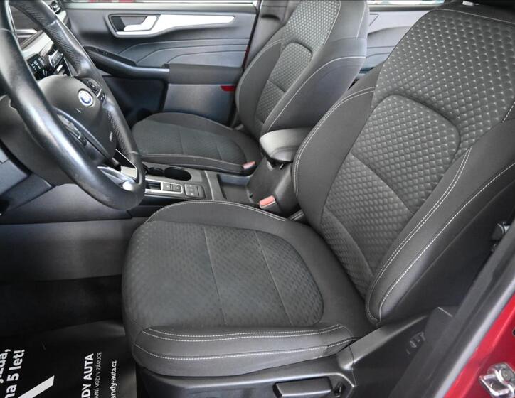 Ford Kuga 9