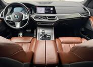 BMW X5 8