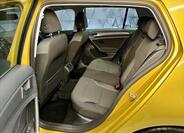 Volkswagen Golf 12