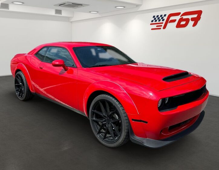 Dodge Challenger 2