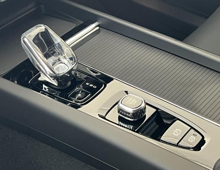 Volvo XC60 10