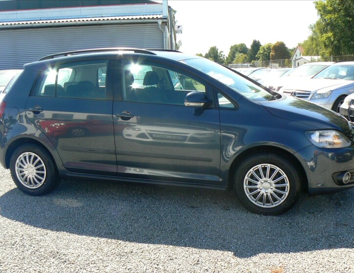 Volkswagen Golf Plus 8