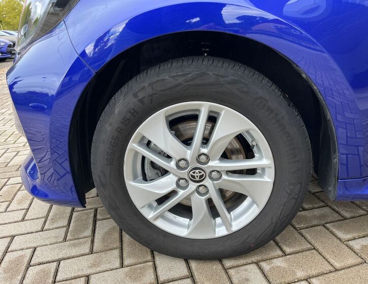 Toyota Yaris 27