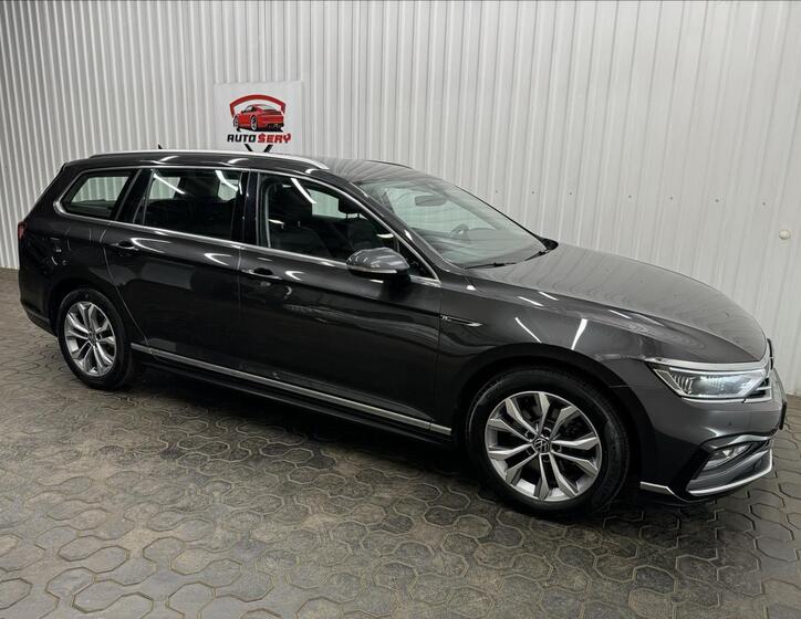 Volkswagen Passat 11