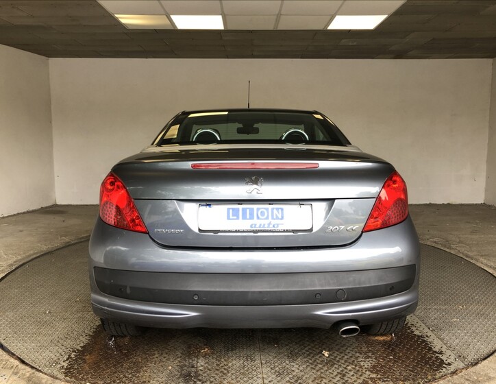 Peugeot 207 6